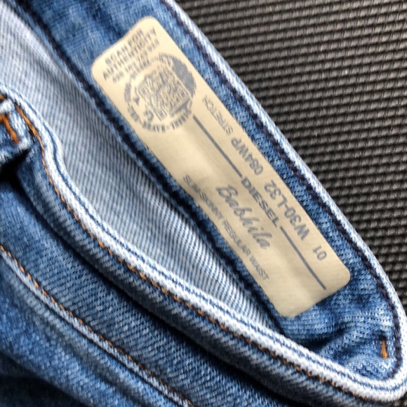 DIESEL (30x32) Babhila slim skinny, stretchy, regular waist distressed - Picture 8 of 14